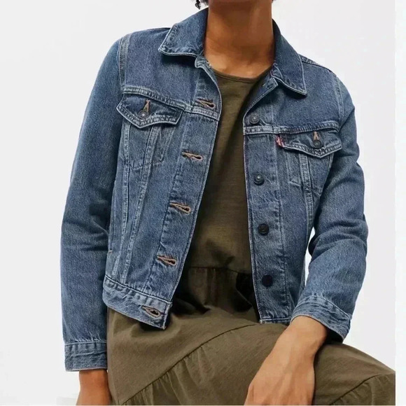 Levi’s Straus 4 pocket medium wash long sleeve slim  fit denim trucker jacket S - Picture 1 of 8